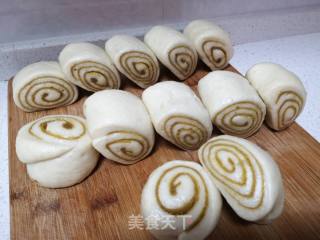 南瓜????面花卷的做法步骤：9