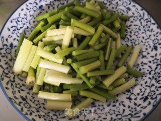 肉末蒜苔的做法步骤：1