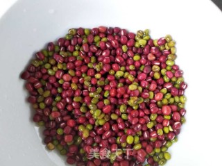 红豆绿豆海带汤的做法步骤：5