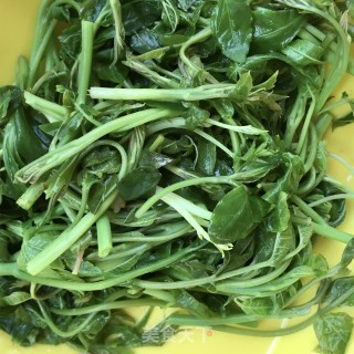 卤鸡腿拌香椿的做法步骤：4