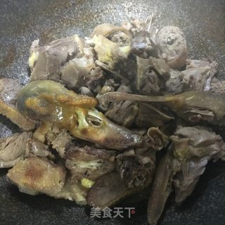 红烧老鸭的做法步骤：5