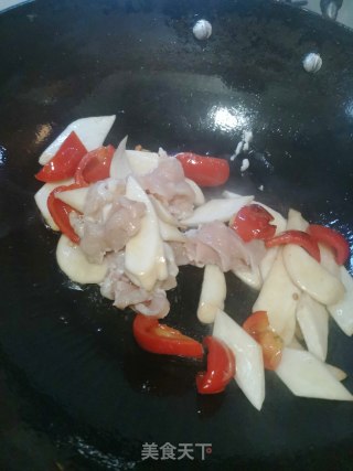 杏鲍菇鸡胸肉炒西兰花的做法步骤：6