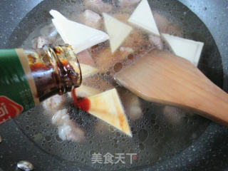 豆腐干烧蹄髈肉的做法步骤：10