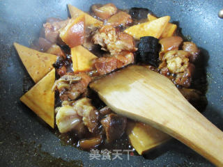 豆腐干烧蹄髈肉的做法步骤：14