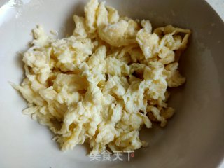 西红柿洋葱炒鹅蛋的做法步骤：4