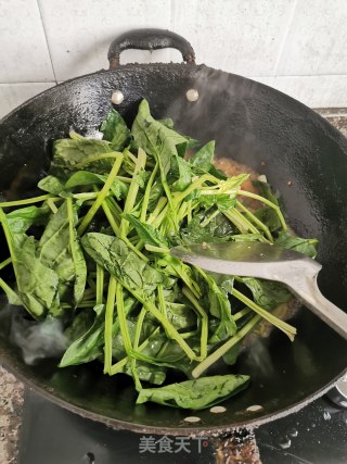 菠菜炒肉末的做法步骤：8