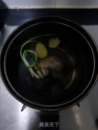 西红柿滑鸡片的做法步骤：2