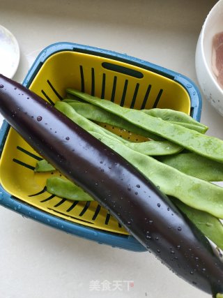 肉片芸豆烧茄子的做法步骤：1