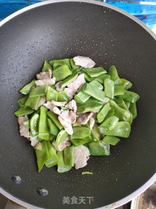 肉片芸豆烧茄子的做法步骤：6