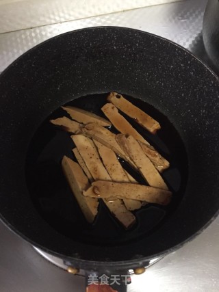 自制五香鸡蛋干的做法步骤：7
