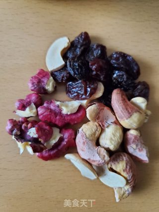 坚果酸奶杯的做法步骤：2