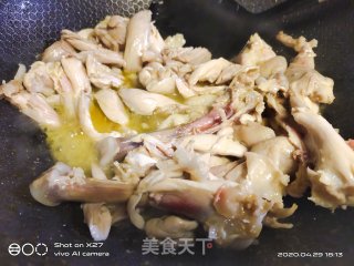 炒手撕鸡的做法步骤：4