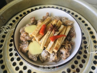 过油鸭蒸豆腐干的做法步骤：4