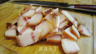 咸肉炒蔬菜的做法步骤：2