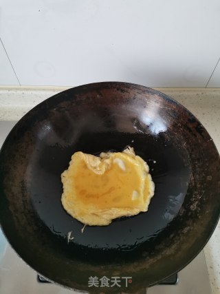 韭菜炒鸡蛋的做法步骤：2
