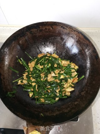 韭菜炒鸡蛋的做法步骤：3