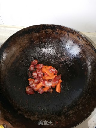 腊肠炒春笋的做法步骤：4