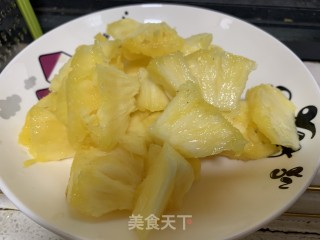 鸭肉菠萝煲的做法步骤：5