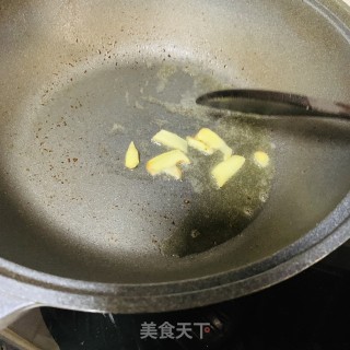 丝瓜浸粉丝煲的做法步骤：3