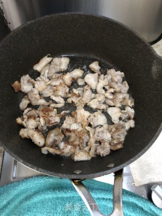 家常小炒肉的做法步骤：4