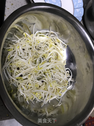 水煮鱼片的做法步骤：4