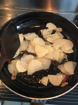 炝炒土豆片的做法步骤：5