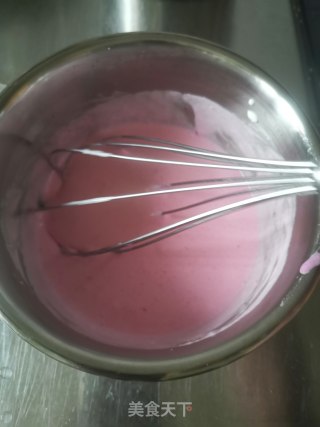 火龙果慕斯蛋糕的做法步骤：6