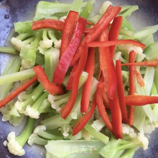 家常有机花菜的做法步骤：4