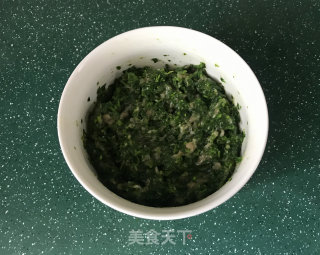 酸辣苜蓿馄饨的做法步骤：6