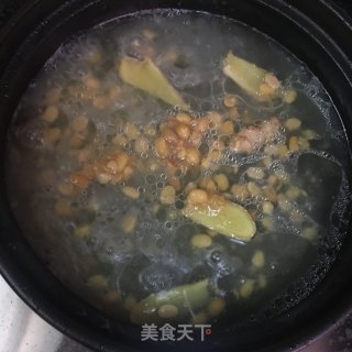 黄豆酱焖剥皮鱼的做法步骤：6