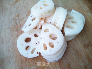 藕片烧酸菜的做法步骤：3