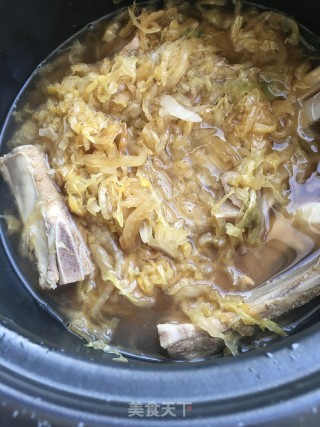 “酸辣美食”红油酸菜炖排骨的做法步骤：10
