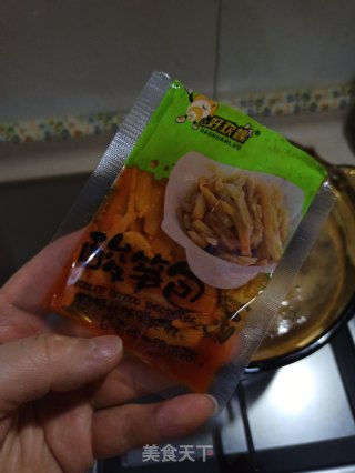 煮速食螺蛳粉的做法步骤：12