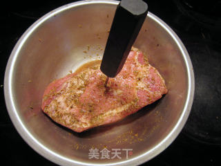孜然烤猪肉的做法步骤：3