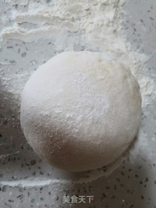 鲜虾披萨的做法步骤：3