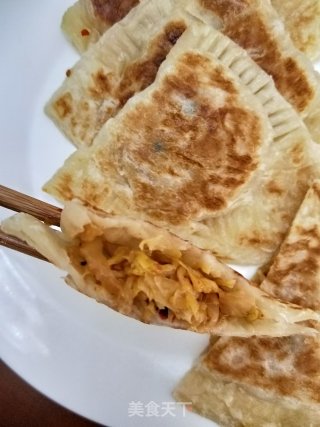 手抓饼版的酸菜饼的做法步骤：10