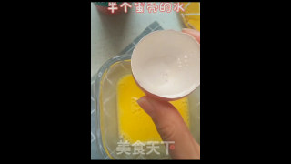 点妈辅食 | 星星蛋羹的做法步骤：2