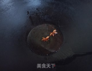 葱香豌豆的做法步骤：3