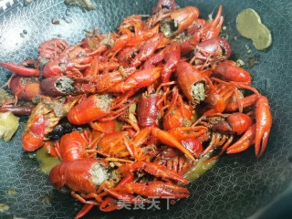 辣炒小龙虾的做法步骤：5