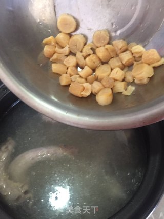砂锅海鲜粥的做法步骤：7