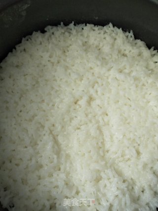 家常蛋炒饭的做法步骤：2