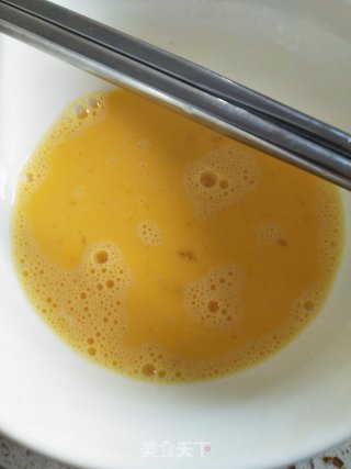 家常蛋炒饭的做法步骤：3