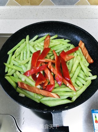 清炒豇豆的做法步骤：6