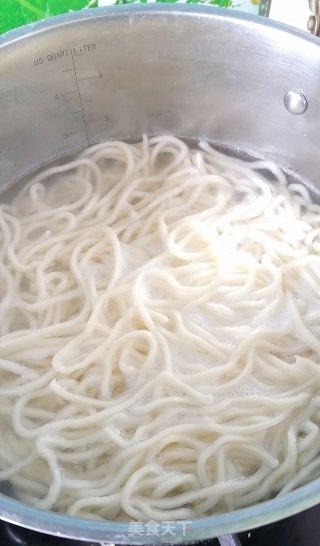 老北京炸酱面的做法步骤：12