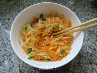 胡萝卜拌土豆丝的做法步骤：11