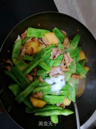 肉土豆炖豆角的做法步骤：5