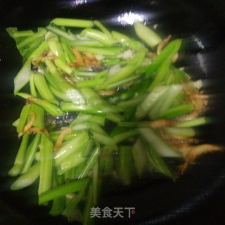 虾干炒菜心的做法步骤：5