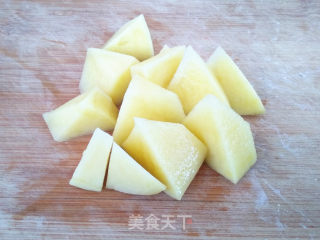 鸡翅中焖饭的做法步骤：4