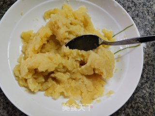 双葱肉丁土豆泥的做法步骤：5