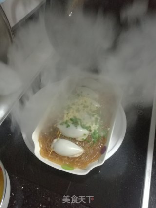 蒜香红薯粉条蒸鱿鱼的做法步骤：15